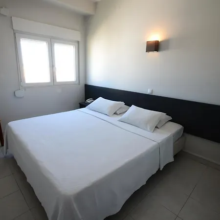 Guest House Boliqueime Гостевой дом *