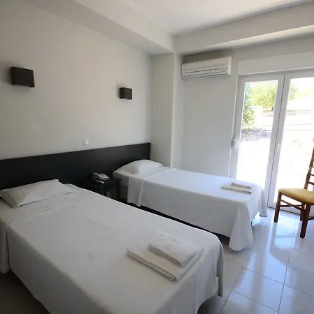 招待所 Guest House Boliqueime *