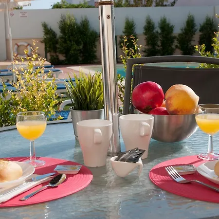 Гостевой дом Guest House Boliqueime *
