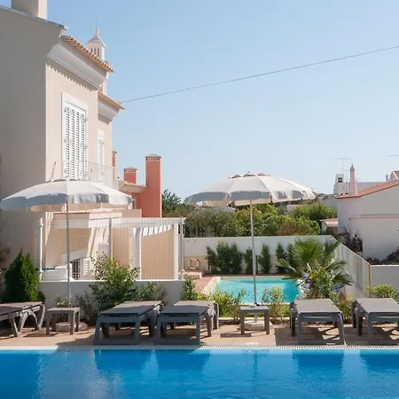 Guest House Boliqueime Гостевой дом *
